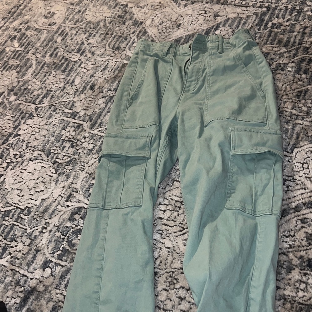 hollister cargo pants <3